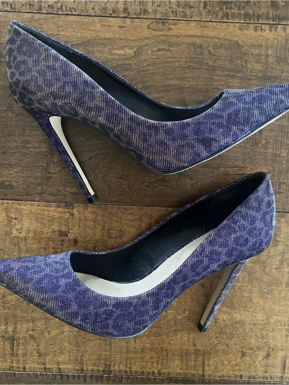 ALDO "Hanrietta" purple and gold shimmer leopard print pointed toe stilettos - Picture 3 of 8